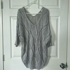Ces Femme gray knit v-neck half sleeve sweater Sz M/L
